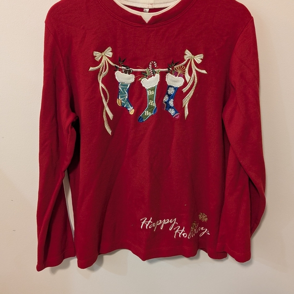 Christmas Embroidered Stockings Long Sleeve Ribbed Red Shirt Women's Size Medium - Picture 9 of 9